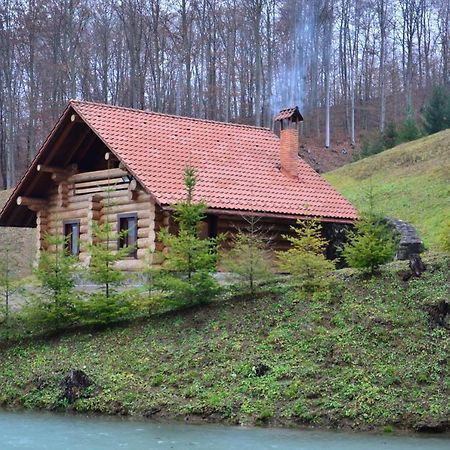 Vila Комплекс Скала Serednye Vodyane Exteriér fotografie